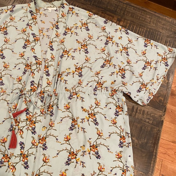 Stunning Floral Kimono Blue Drawstring Waist DR2 Size M/L Medium Large cinch - Picture 5 of 10